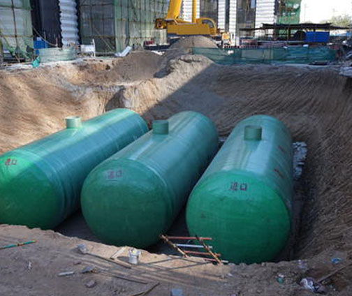 武漢（hàn）玻璃鋼（gāng）化糞池